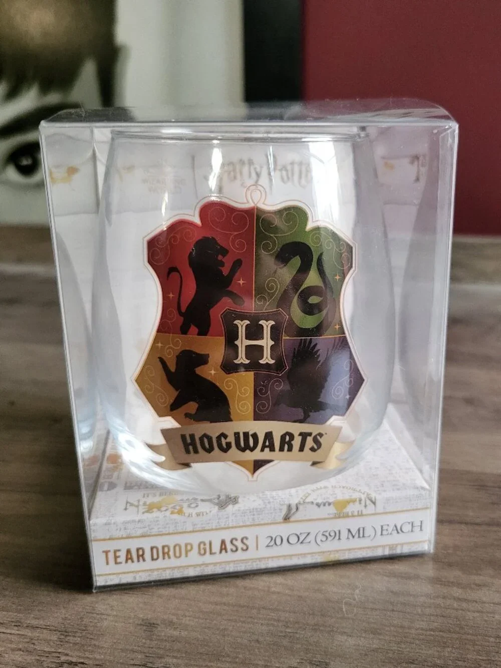HARRY POTTER HOGWARTS TEAR DROP GLASS 20oz NEW